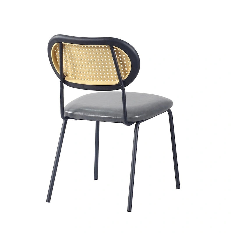 Chaise de salle à manger moderne simple en cuir avec tuyau en métal et dossier en PP